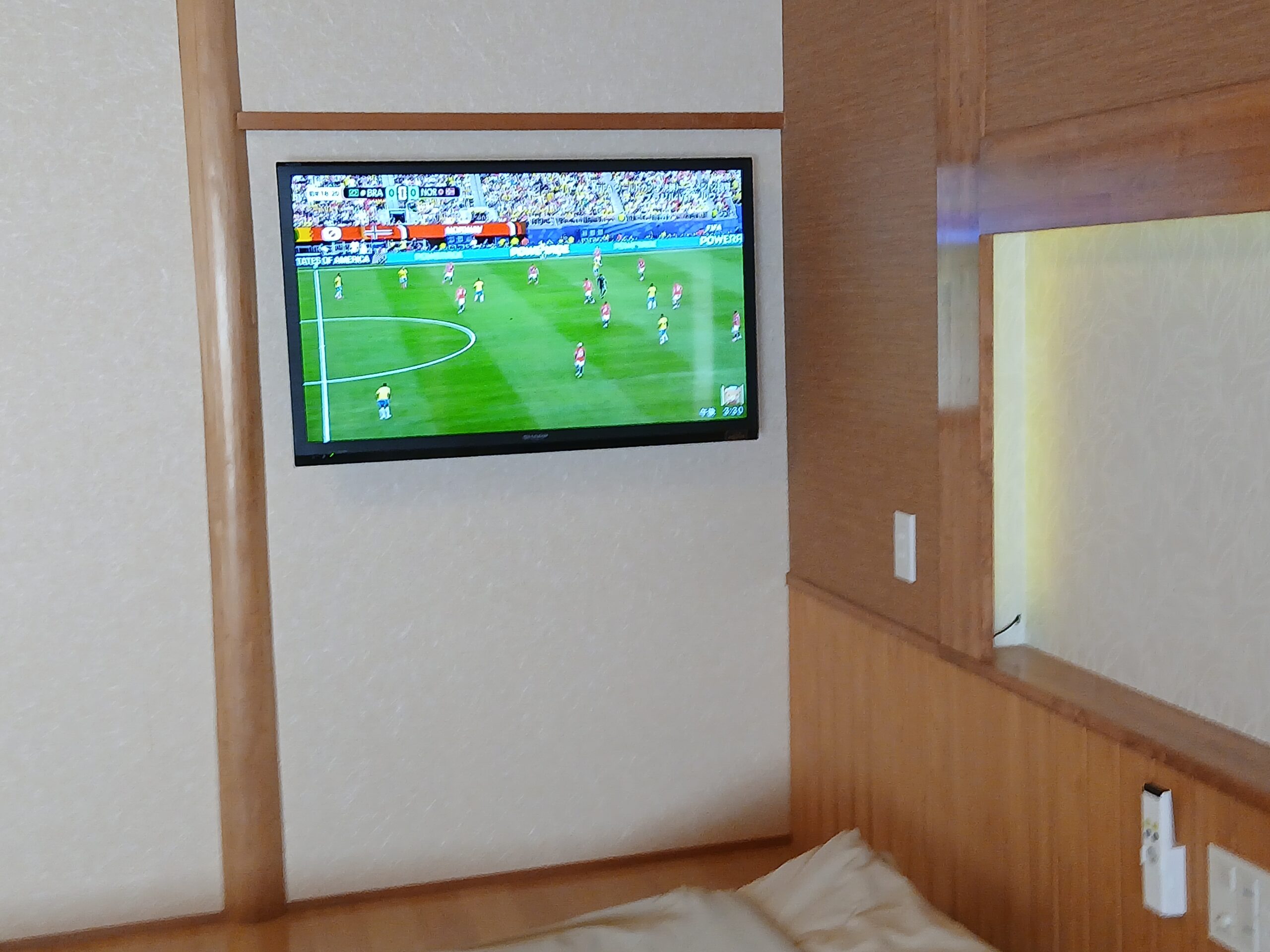 ベッドにもテレビ